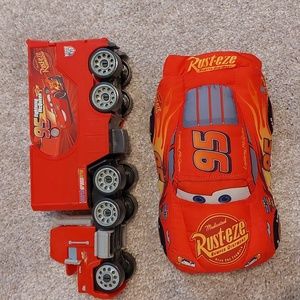 Lightning mcqeeun and Mack